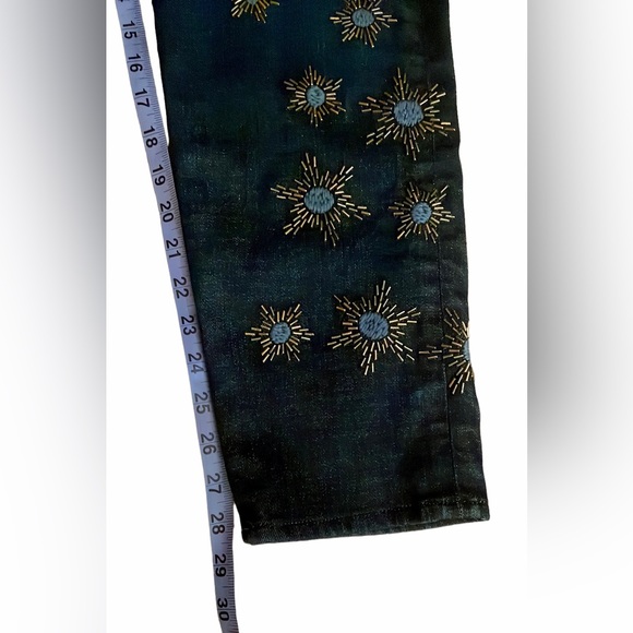 Lucky Brand Studded embroidered jeans womens 30-32 - Picture 3 of 13